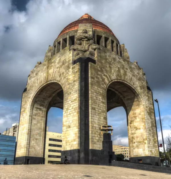 monumento a la revolucion