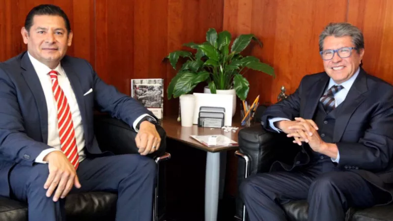 La amistad con Monreal fue determinante para su llegada a la mesa del Senado.