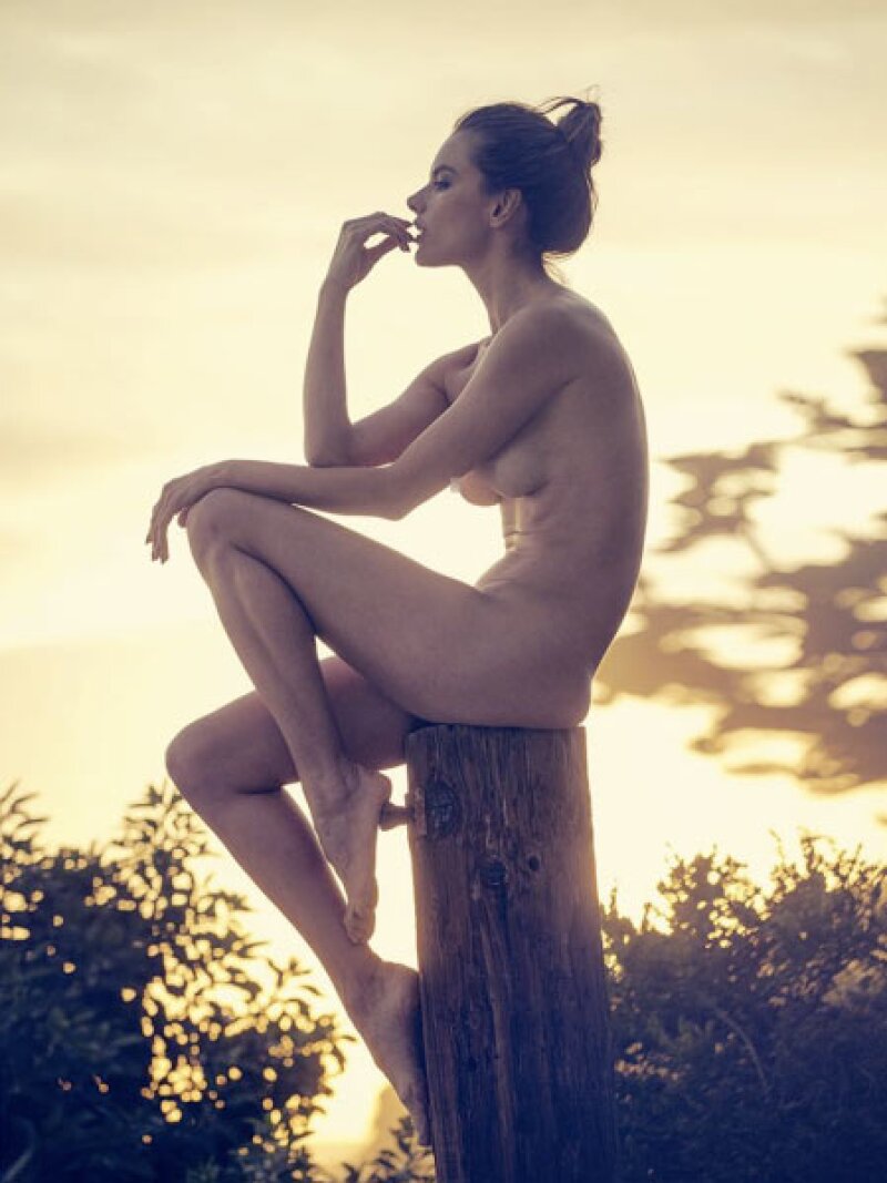 Alessandra luce súper delgada.