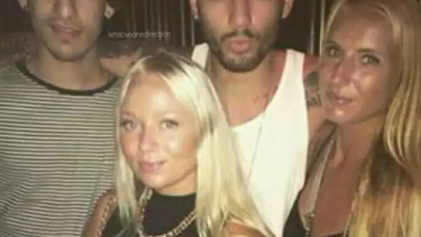 El ex integrante de 1D ha estado en titulares por su salida del grupo. Sin embargo, es ahora una mujer la que aviva los rumores sobre la supuesta infidelidad hacia su prometida.