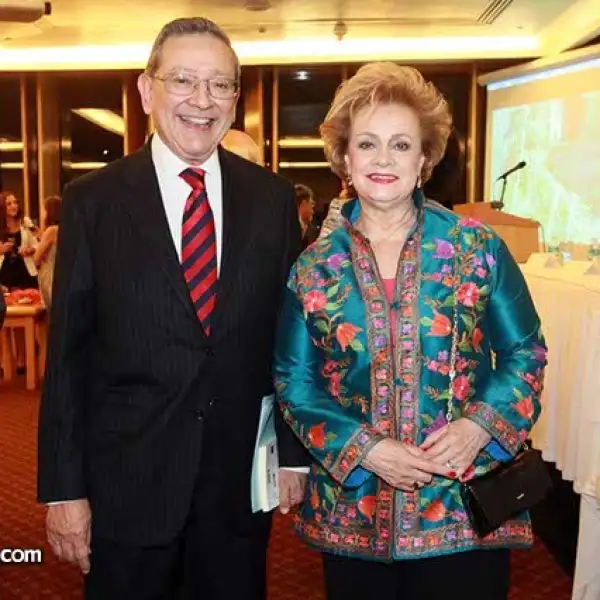 Emilio y Rosalinda Carrillo