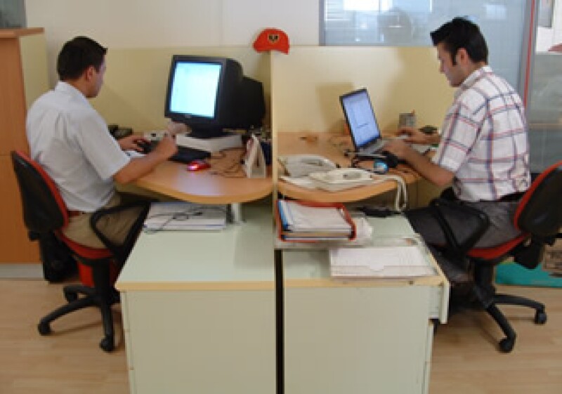 Las empresas deben optar por métodos de reducción de costos operativos como el cloud computing. (Foto: Archivo)