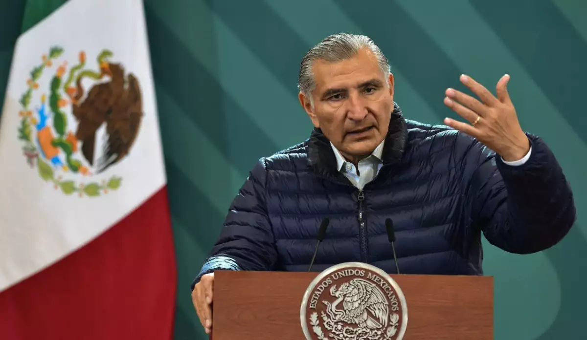 Adán Augusto López, secretario de Gobernación (SEGOB), durante la mañanera en Puebla.