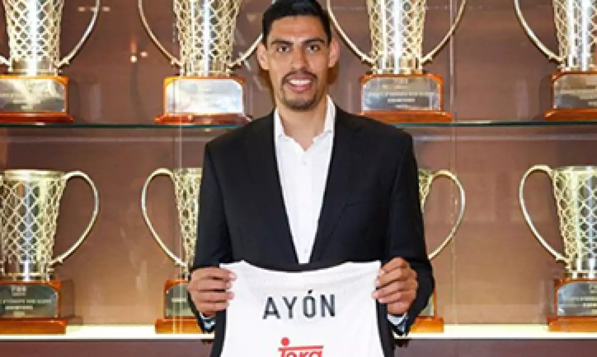 Gustavo Ayón ya tiene experiencia en la liga estadounidense NBA. (Foto: tomada de Twitter/@RMBaloncesto)