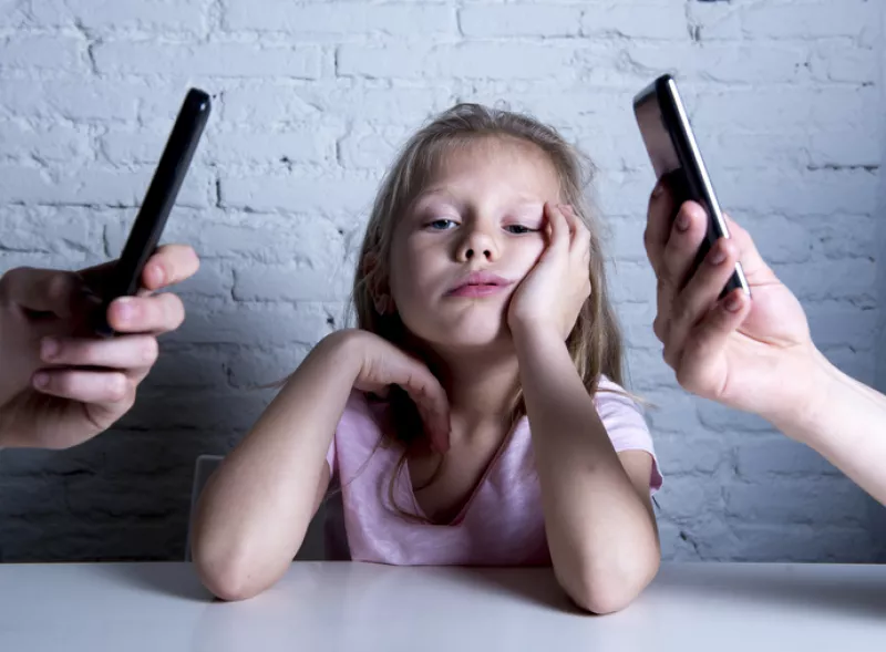 addict mobile phone parents neglecting daughter ignored and bored
