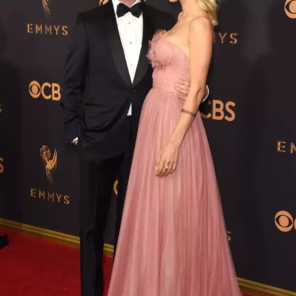 Matt Smith y Vanessa Kirby