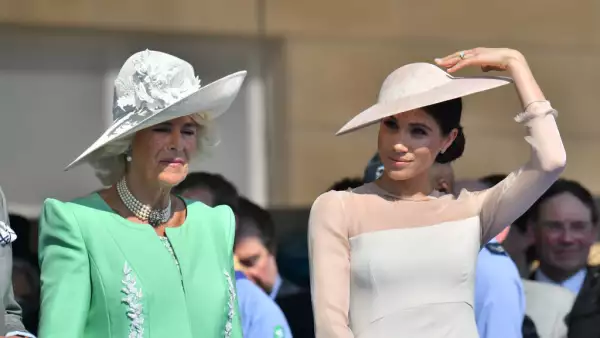 Camilla de Cornualles y Meghan Markle