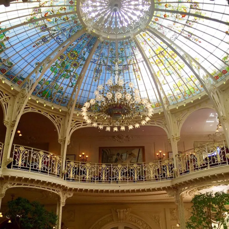 La empresaria se encontró con Pierre Casiraghi de la casa de los Grimaldi en su más reciente viaje a Montecarlo.