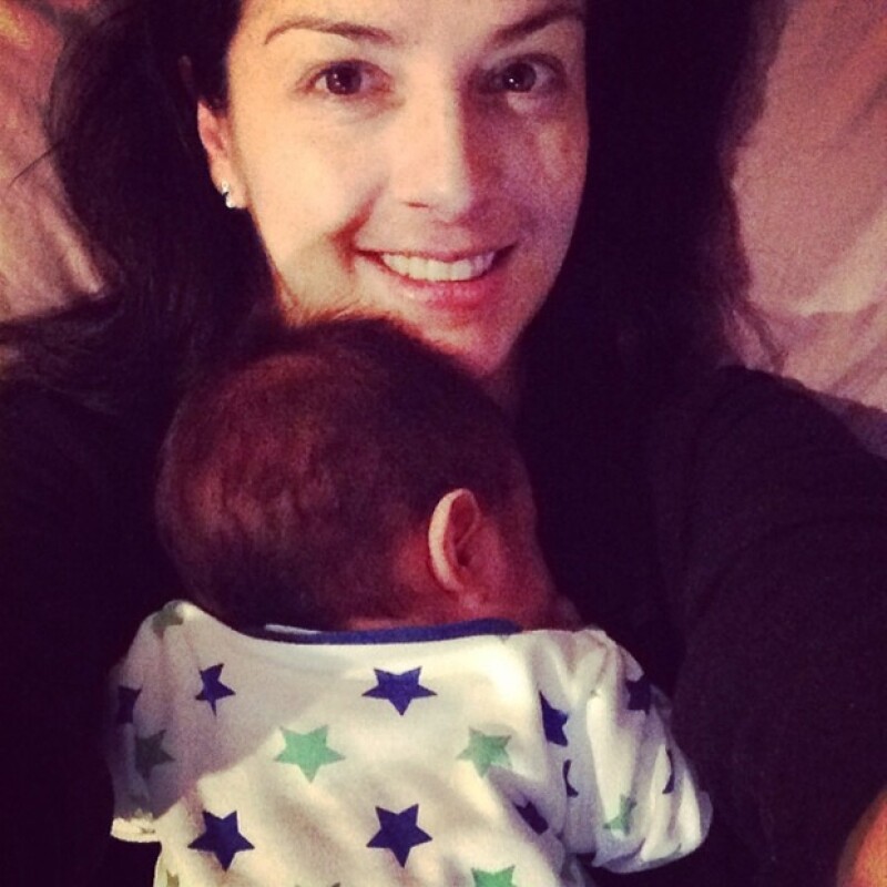 Lidia compartió una foto con su hijo a los pocos días de nacido.