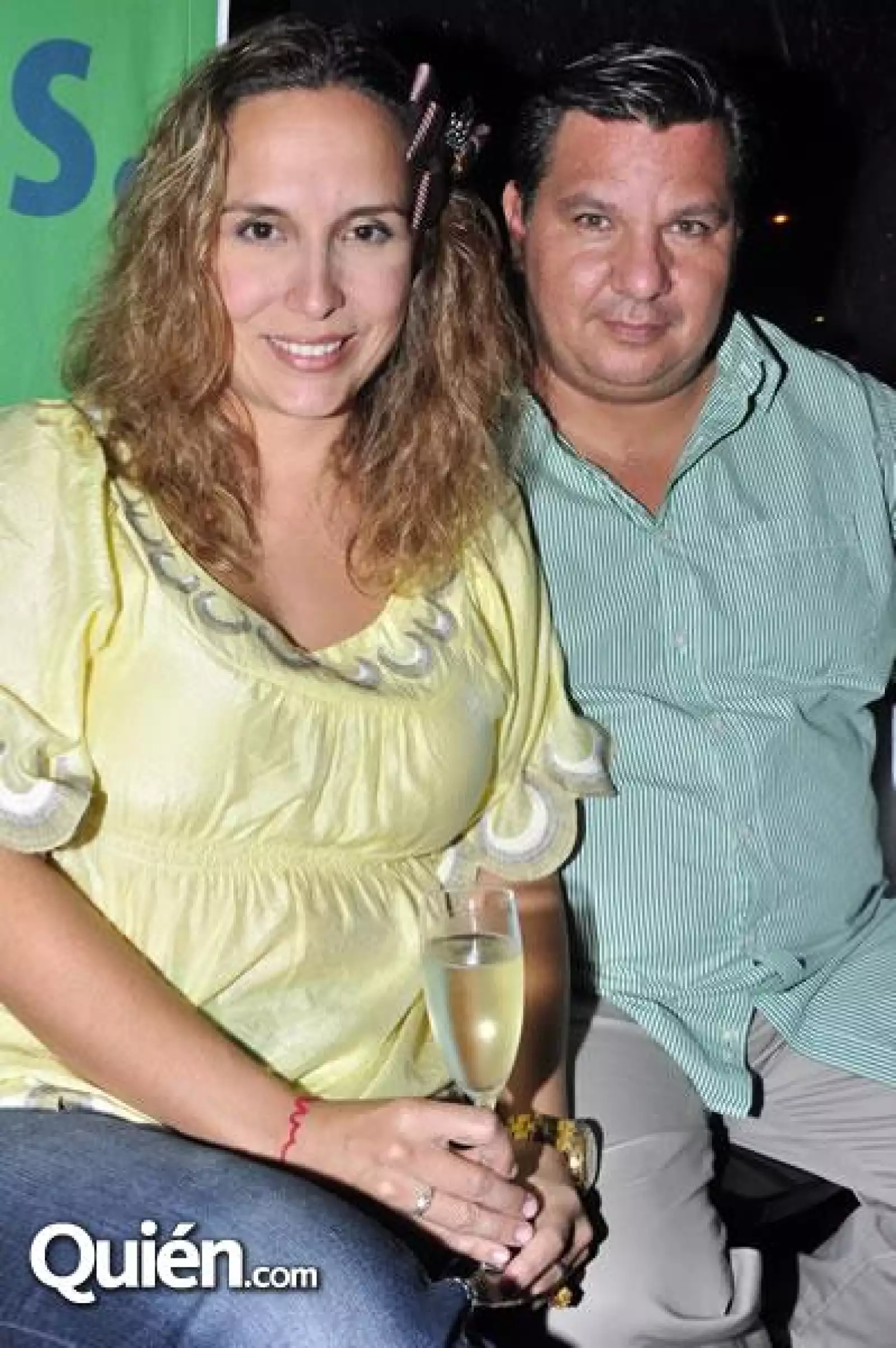 Presentaci?e Gu?de Vinos