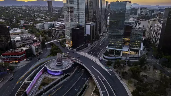 CDMX retrocede como ciudad inteligente: cae en el ranking mundial por problemas sociales 