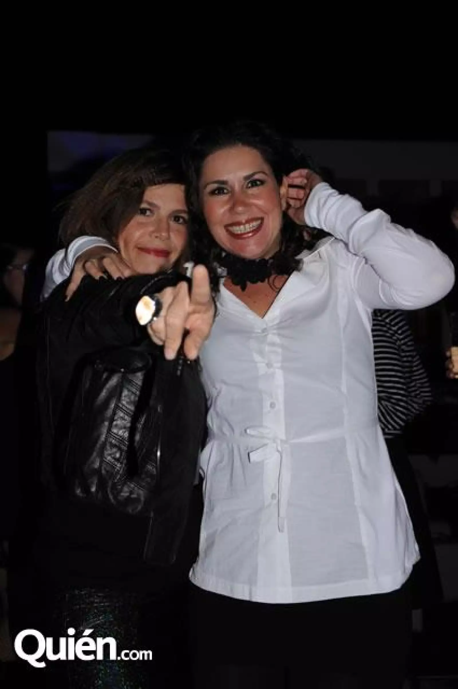 Cumple en blanco y negro