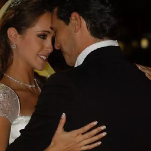 Olivia Peralta, Antonio Hidalgo