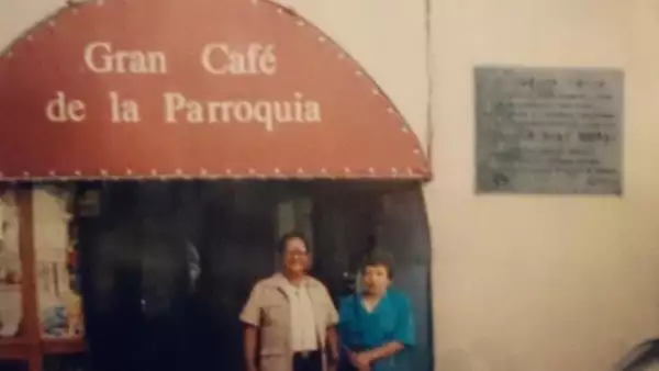 (Café la Parroquia)