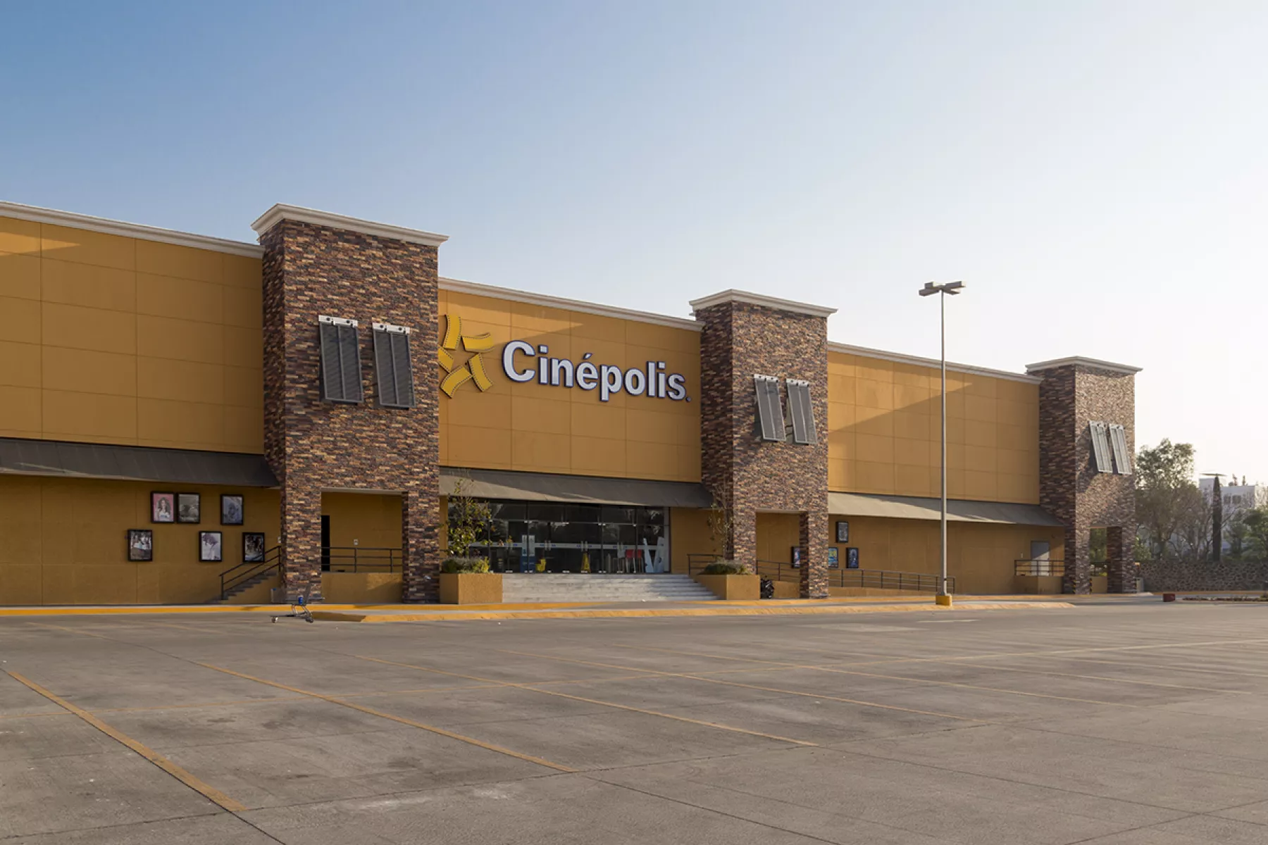 cinepolis-exterior.jpg