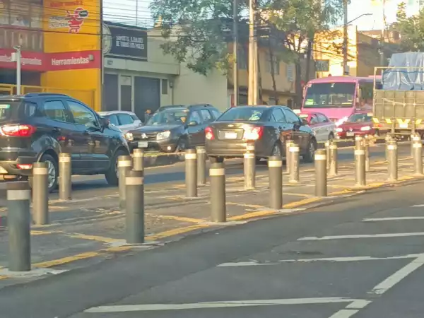 trafico-avenida-constituyentes.jpeg