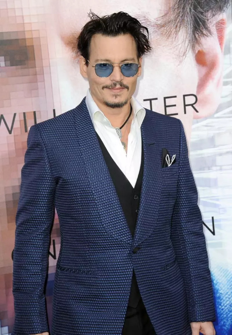 El actor adquirió una obra del artista callejero Pegasus en el que aparece la duquesa de Cambridge desnuda y ha encargado un segundo retrato de ella.