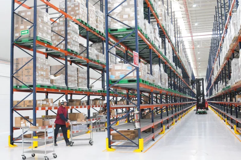 Inauguración Megafarmacia