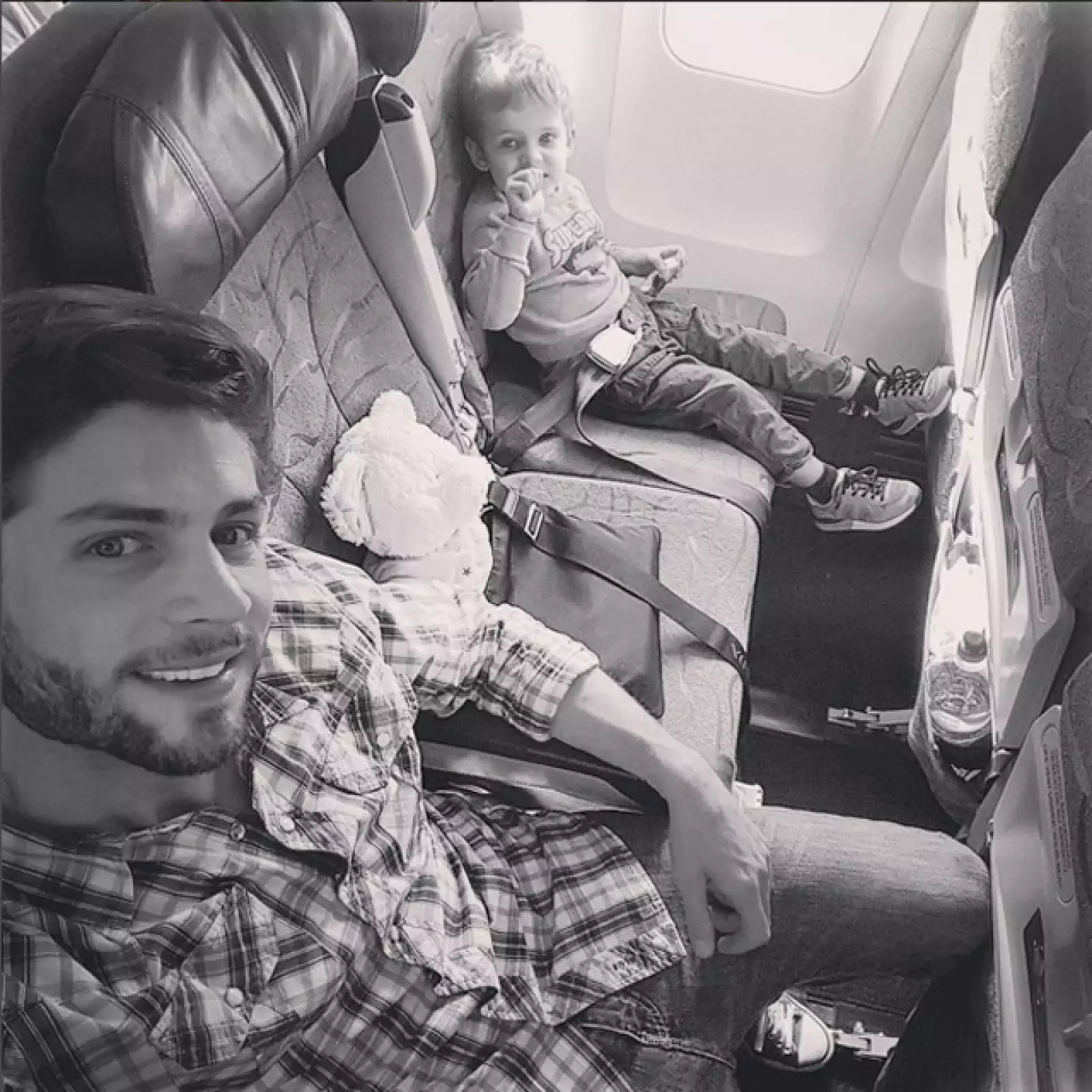 Con esta foto, Horacio despidió a su hijo, quien regresó junto a su mamá.