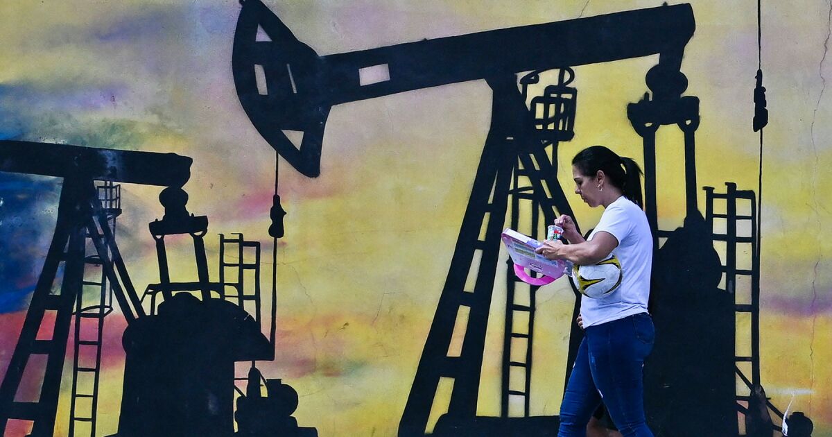 Maduro'nun Venezuela'sının vazgeçilmez ortağı Çin