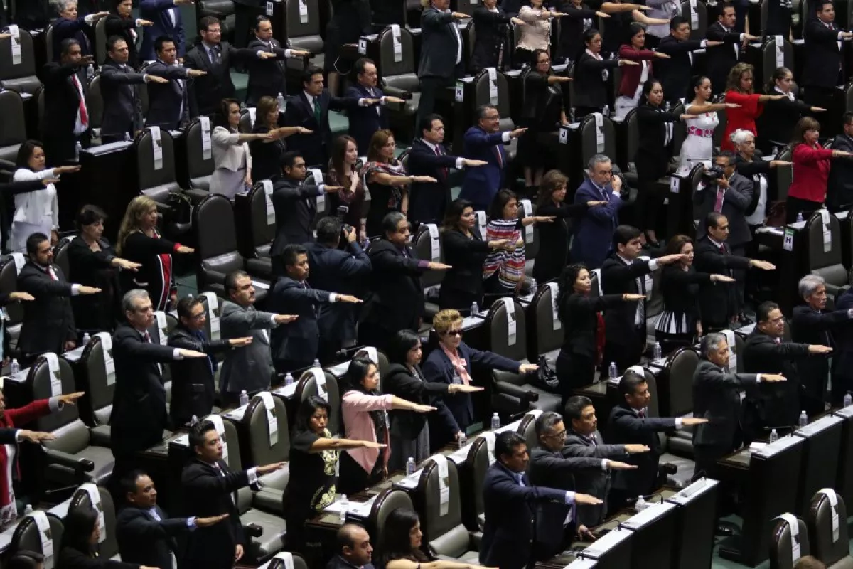 64 Legislatura_protesta