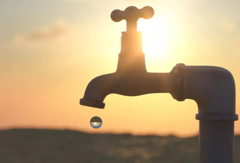 Abrir la llave y que no salga agua