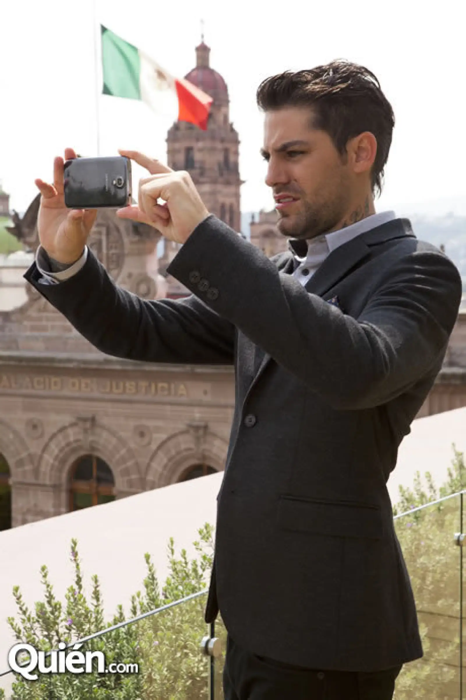 Renato López