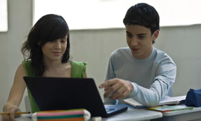 Los principales beneficiados del servicio serán las instituciones educativas, apuntó la SCT. (Foto: Getty Images)