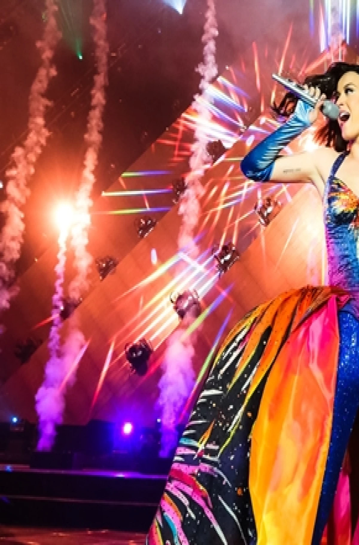 La cantante podría ser la gran protagonista en el tradicional número musical del famoso evento deportivo, que se celebrará en febrero de 2015.