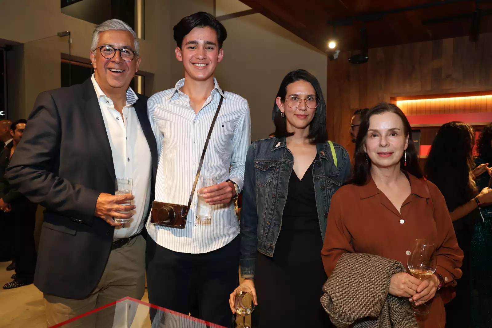 Edgardo y Rafael Molina, Claudia Perules y Aurelia Álvarez 