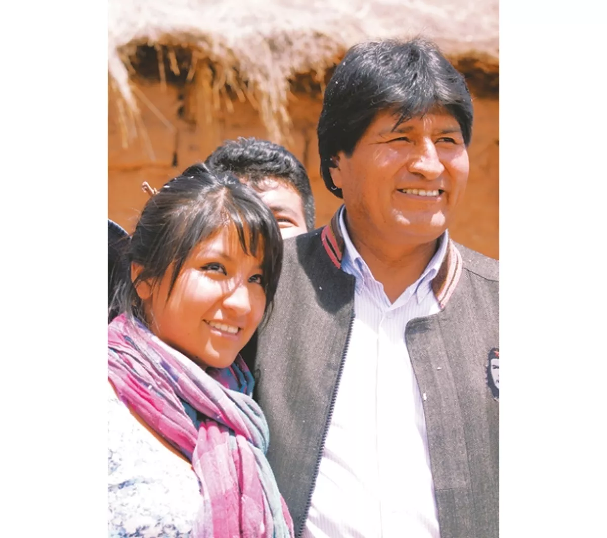 La hija del presidente de Bolivia se solidariza con las causas sociales igual que su papá.