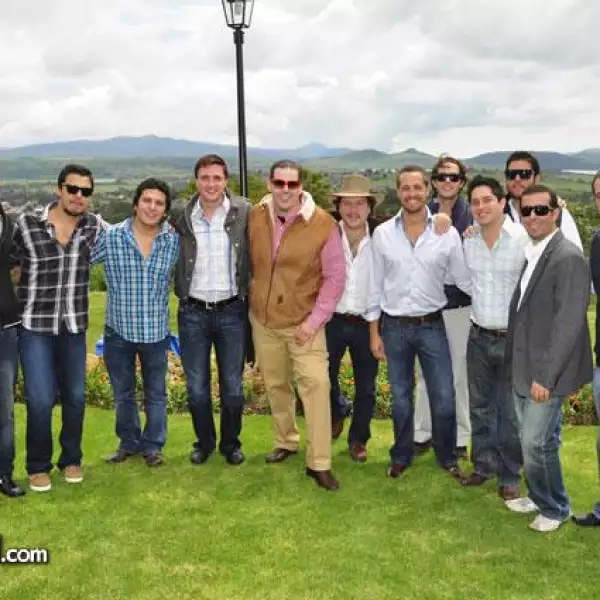 Civil Bety Vega y Rene Palme