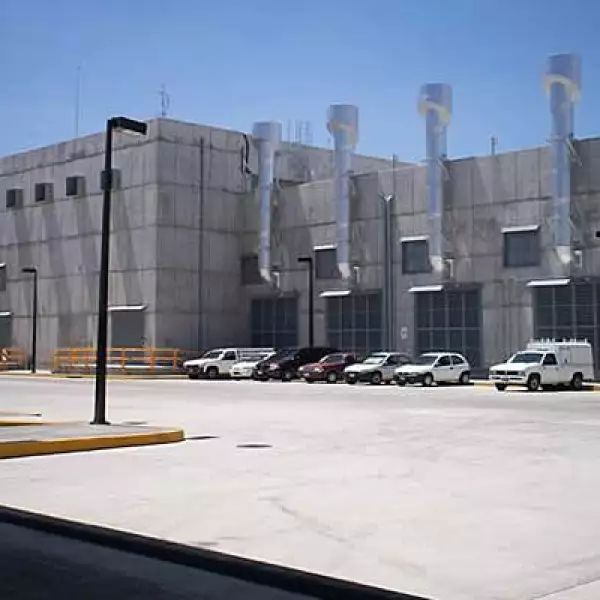 El centro de datos fue construido donde antiguamente habían talleres de ferrocarriles y fundidoras de hierro.