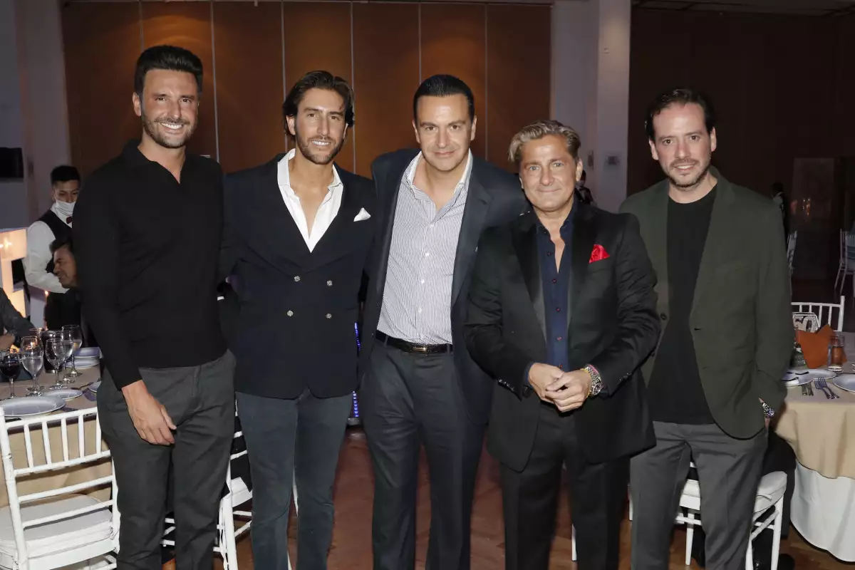 alberto-rodrigo-ruiz-de-teresa-mauricio-vega-alex-basteri-alejandro-chavez