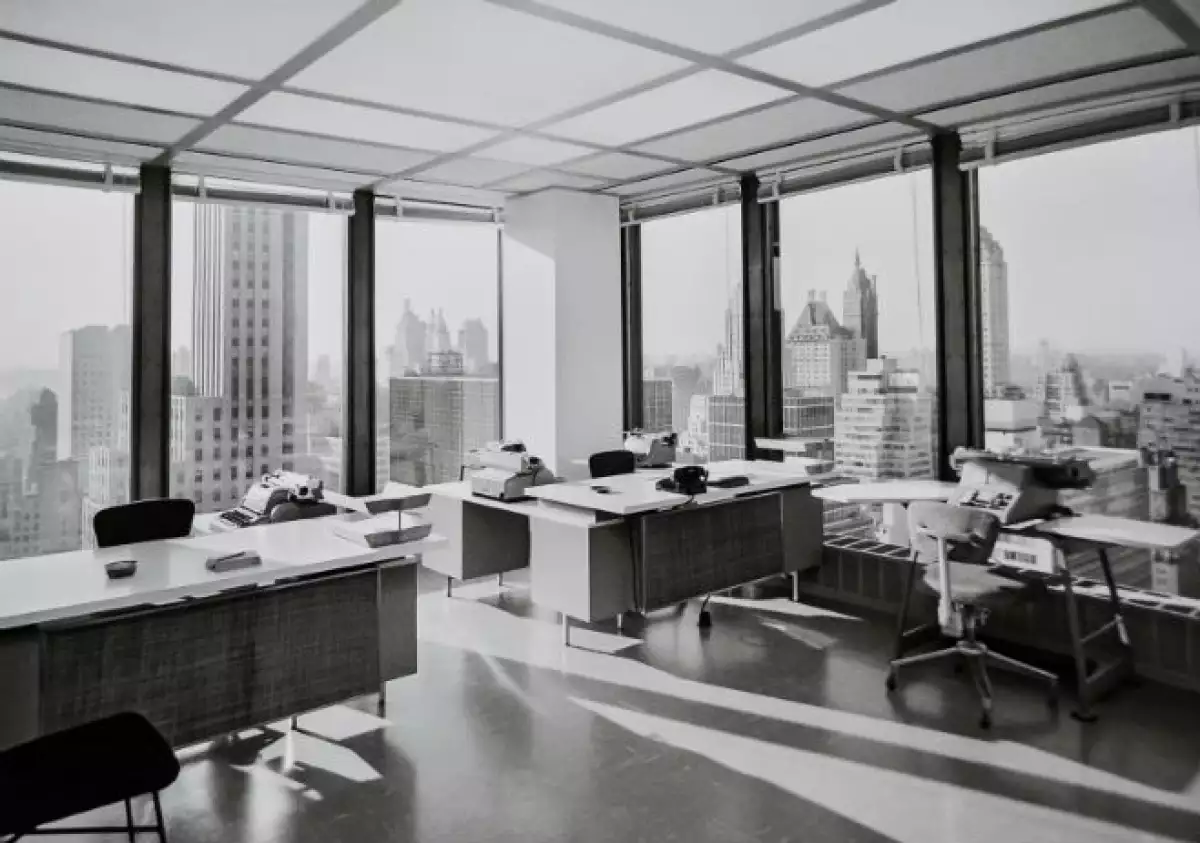 Seagram apertura