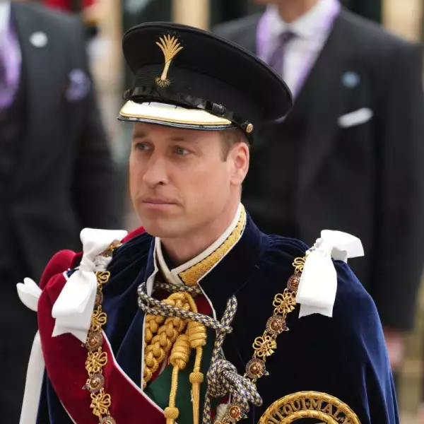 Miembros de la Familia Real Británica en la coronación del rey Carlos III