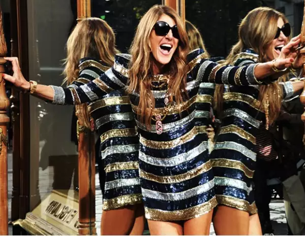 Anna posee uno de los closets más codiciados del mundo de la moda, los cuales matiene a una temperatura de 15 grados c.