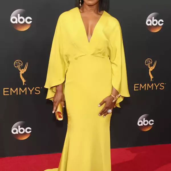 Angela Bassett en Christian Siriano.