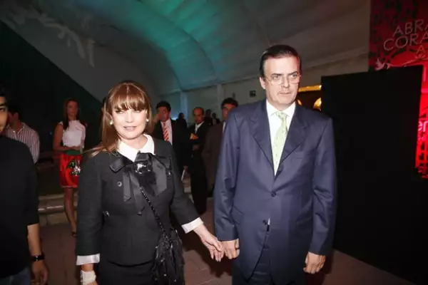 Marcelo Ebrard y Mariagna Prats se divorciaron en enero de 2011.