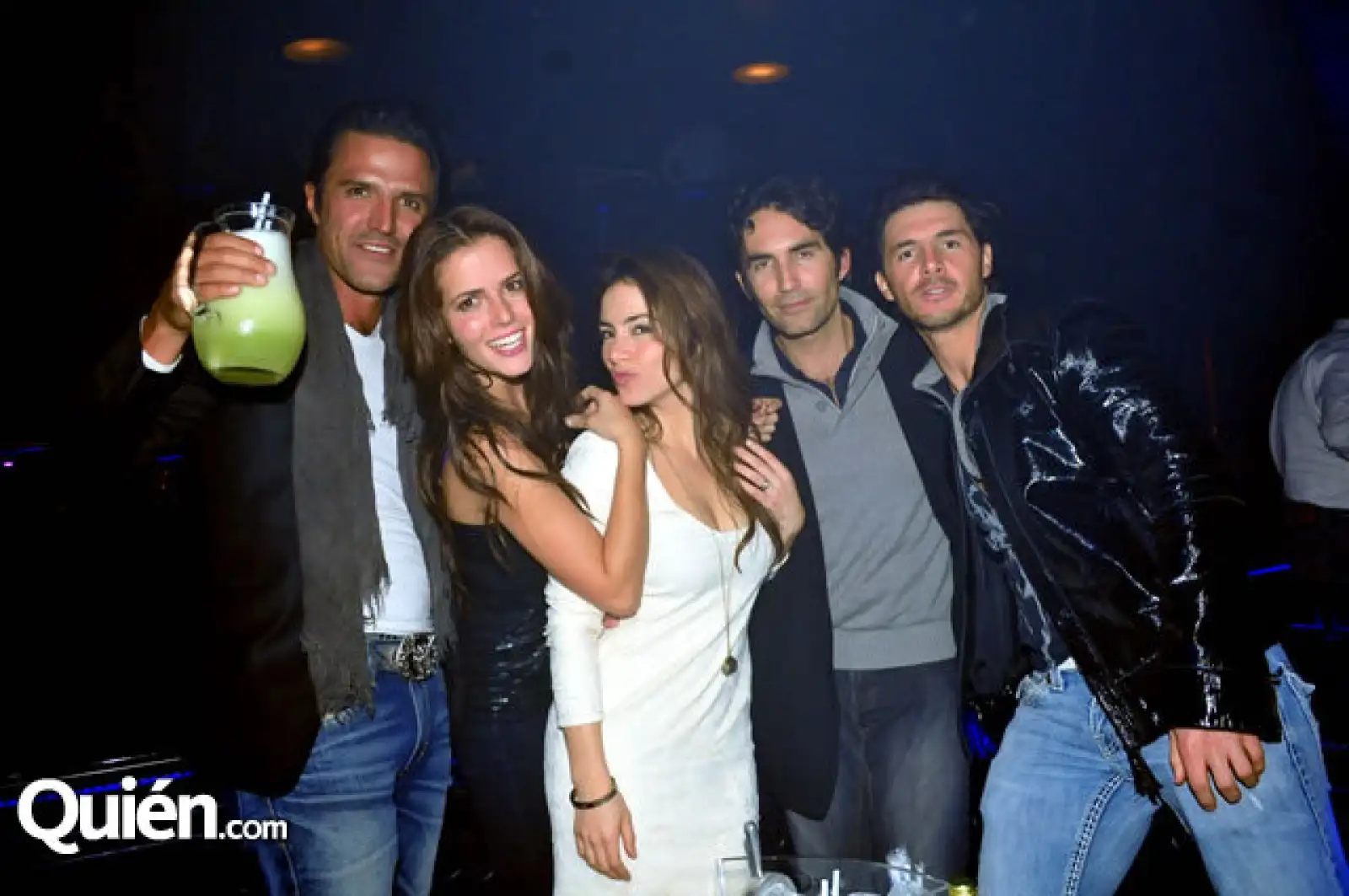Billy Rovzar,Claudia Álvarez,Claudia Lizaldi,Eamonn Sean Kneeland y Germán Rosete