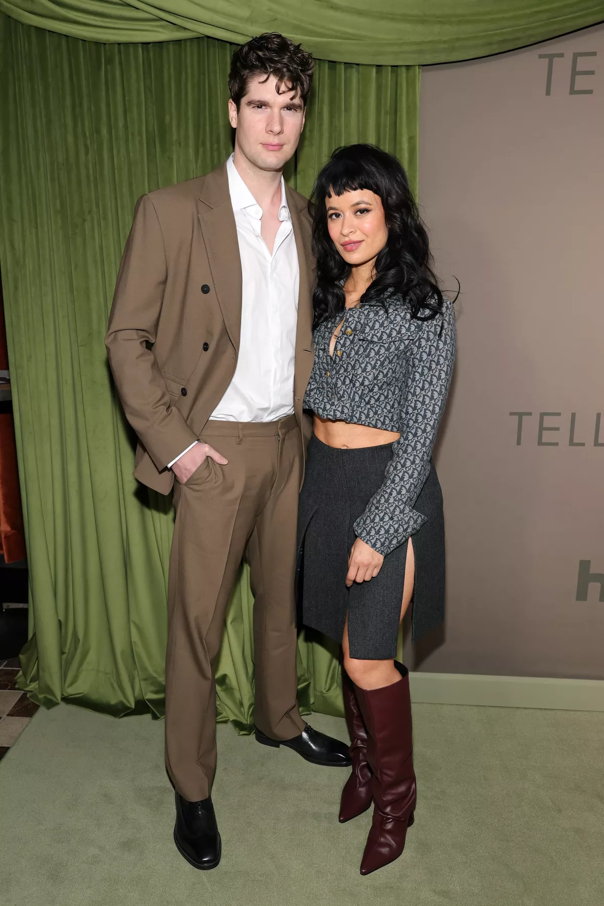 elenco-tell-me-lies-saliendo-vida-real