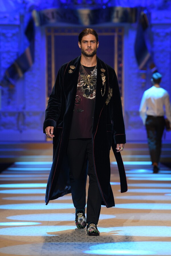 Dolce & Gabbana - Runway - Milan Men's Fashion Week Fall/Winter 2018/19
