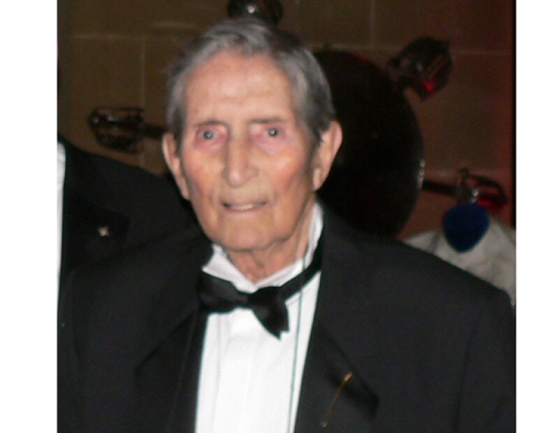 El esgrimista murió a la edad de 89 años.