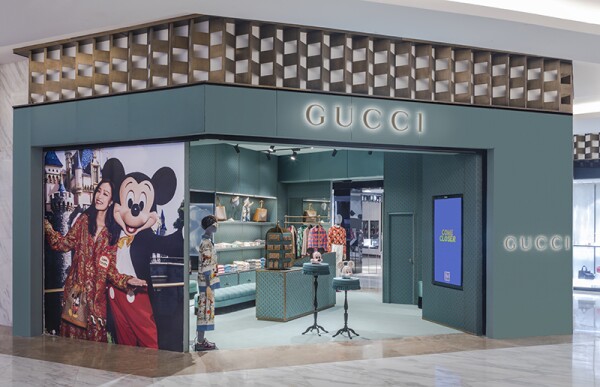 gucci-mickey-mouse-palacio-hierro-polanco-2