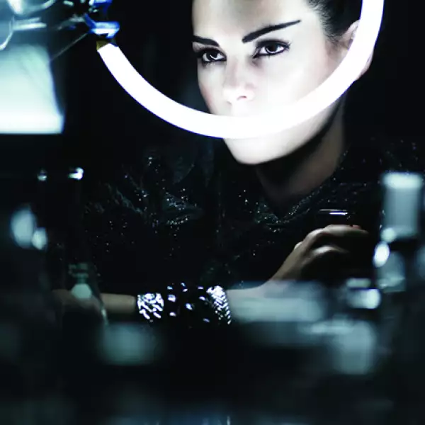 Enrique Covarrubias para Elle.