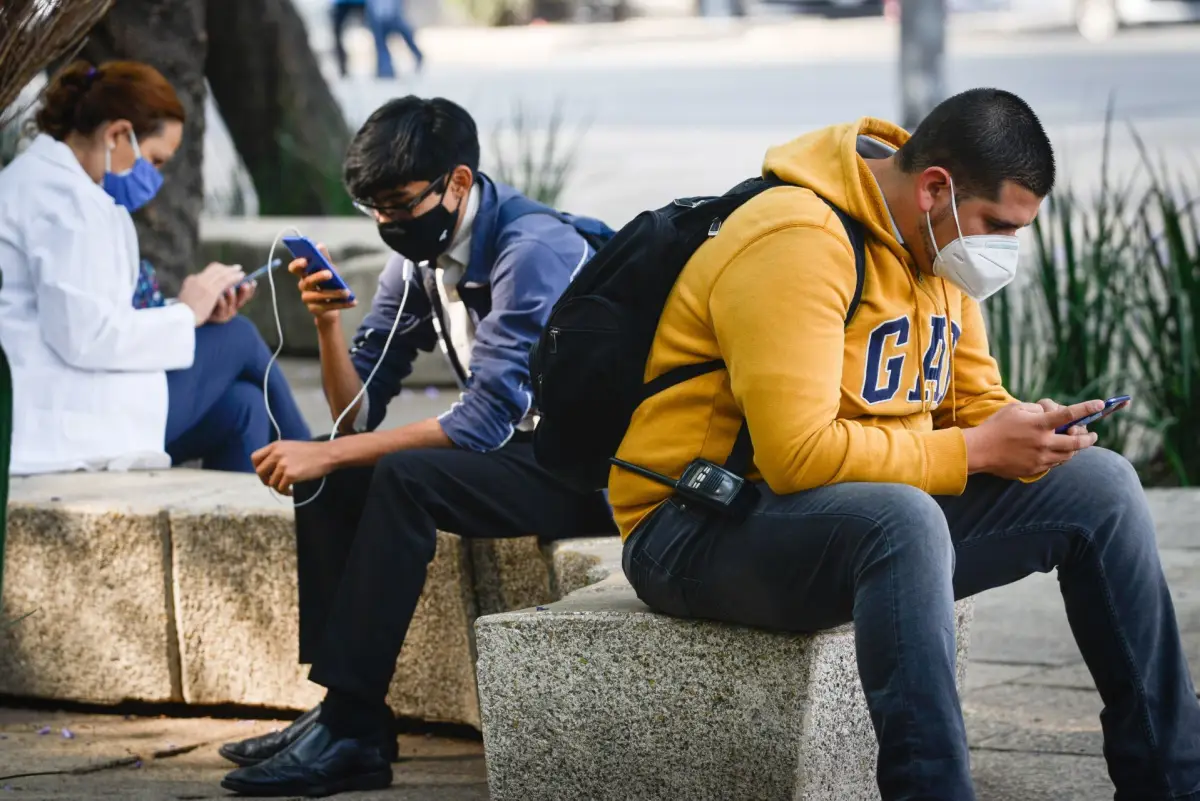 Los días de vigencia de recarga de telefonía móvil disminuyeron en 2021 respecto a la duración que tenían en 2016.