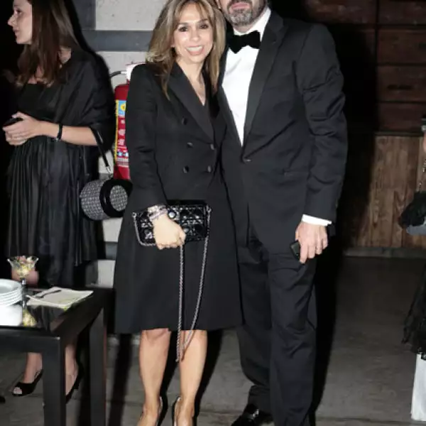 Lidya Zelinski y Carlos Salcido