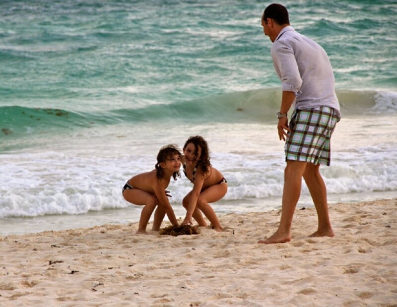 Erick y Andrea disfrutan al máximo cada momento que pasan con sus hijas.