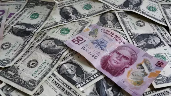 La moneda nacional se aprecia 15 centavos este lunes.