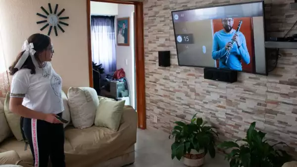 Clase de música mediante el programa "Aprende en Casa II".